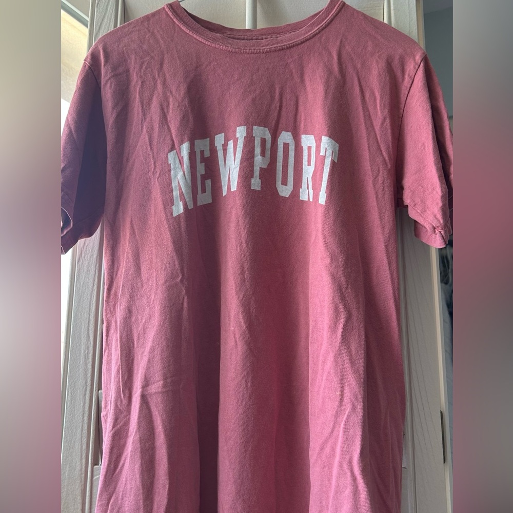 brandy melville newport shirt